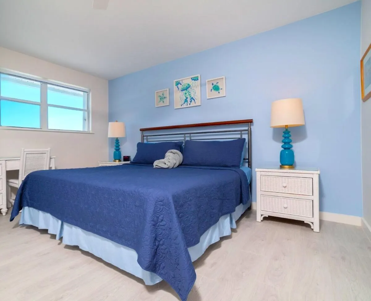Moon Bay # 5 Apartment Bodden Town Cayman Islands