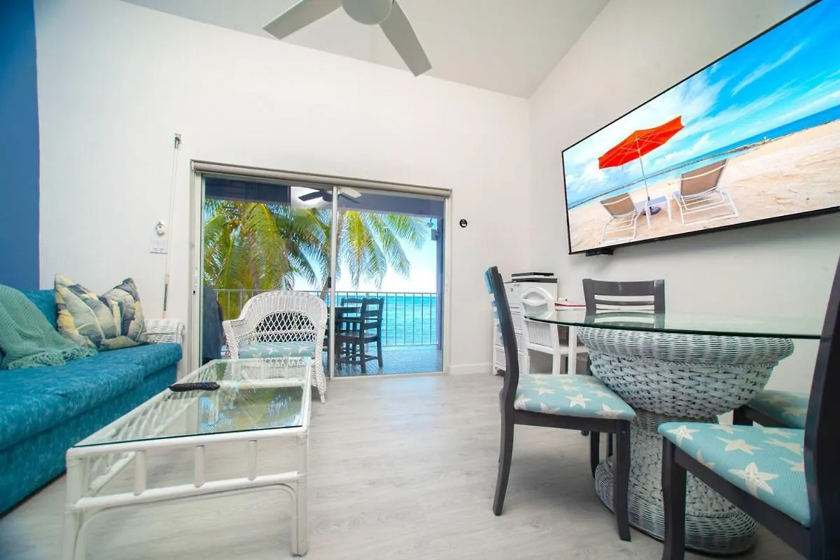 Moon Bay # 5 Apartment Bodden Town